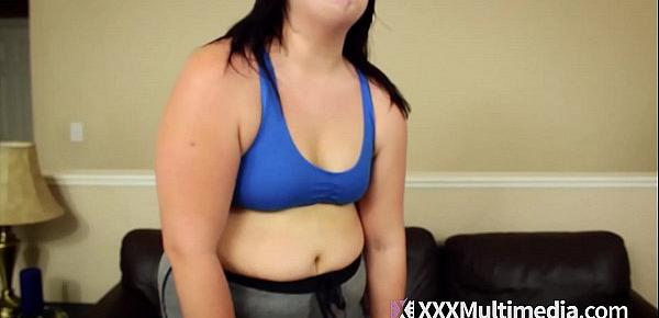  BBW Layla Moore Does Exercise And Shows Off Her Fat